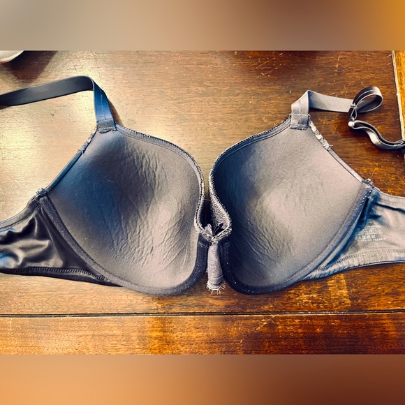 Ambrielle demi bra , push up, underwire .  38C.  Steel gray.  Excellent. - Picture 9 of 9